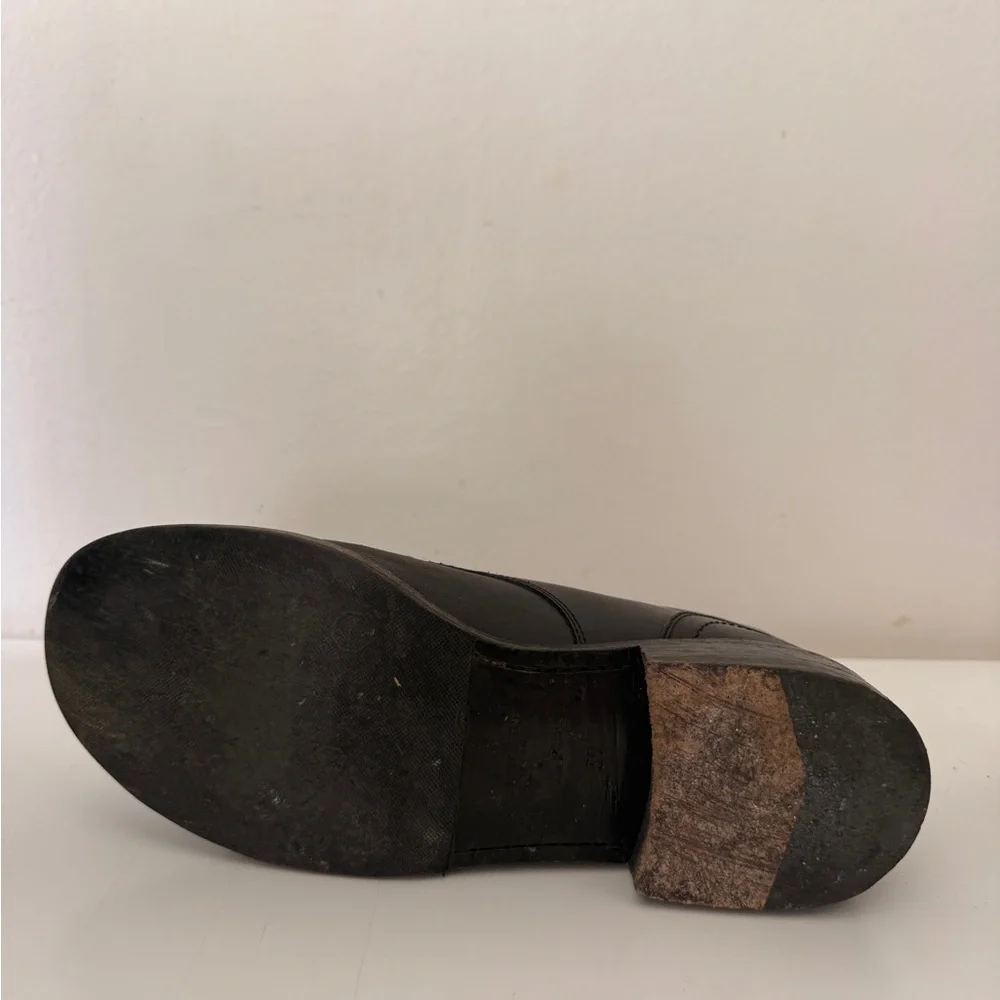 Saint Laurent Women’s Leather Ankle Boots - Picture 4 of 4